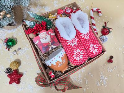 Feel Cozy Christmas Giftbox